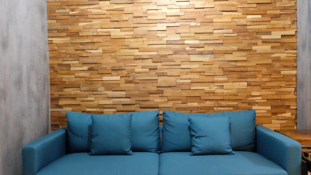 Lavenderbnb Room 2 At Uttara The Icon Apartment ジョグジャカルタ エクステリア 写真